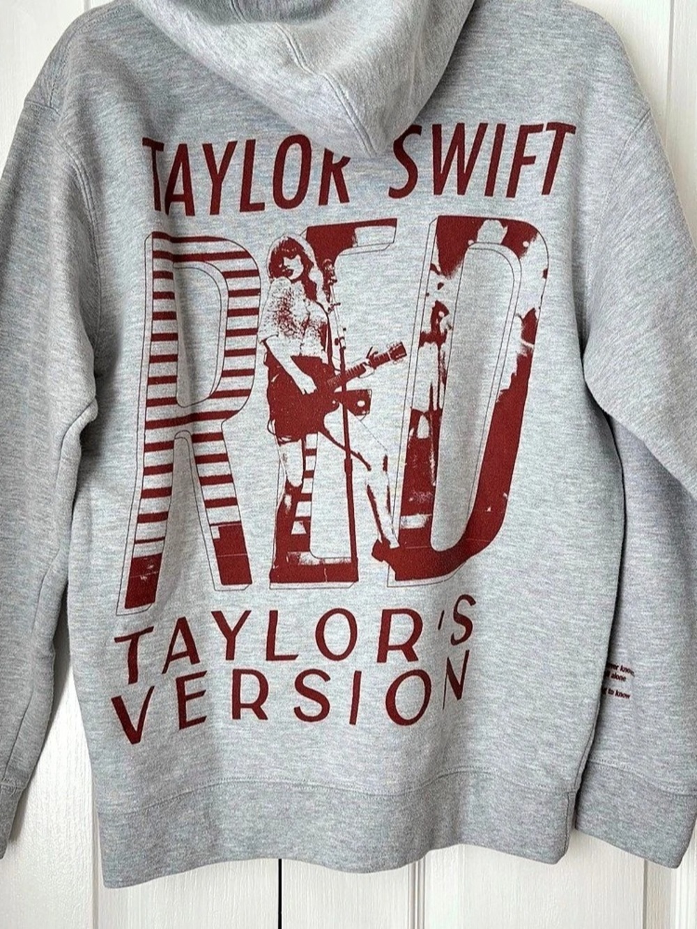 Taylor Swift Red Taylor’s Version Official Merch Gray Hoodie,  Small ♥️
